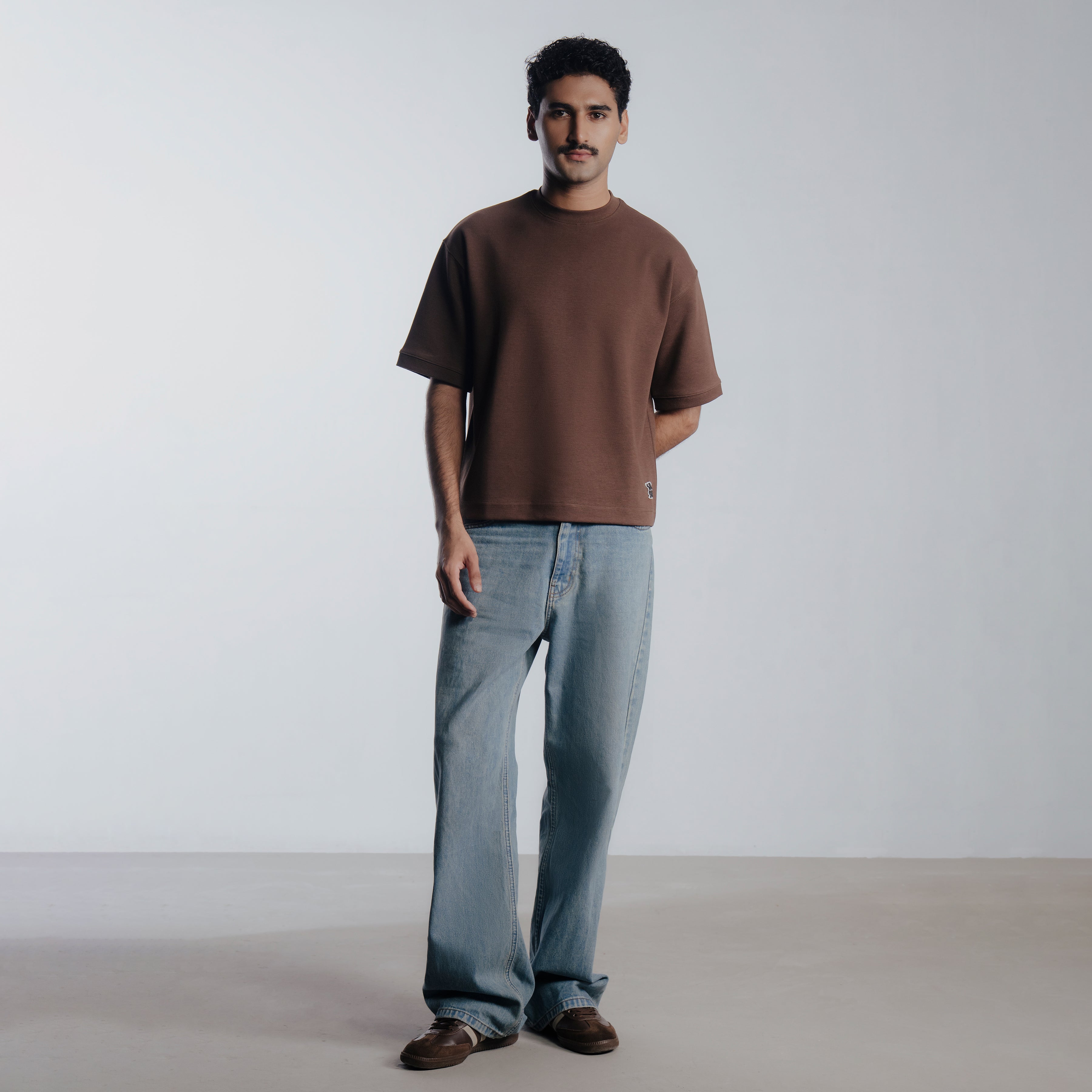 Article 109 // oversized compact sweatshirt
