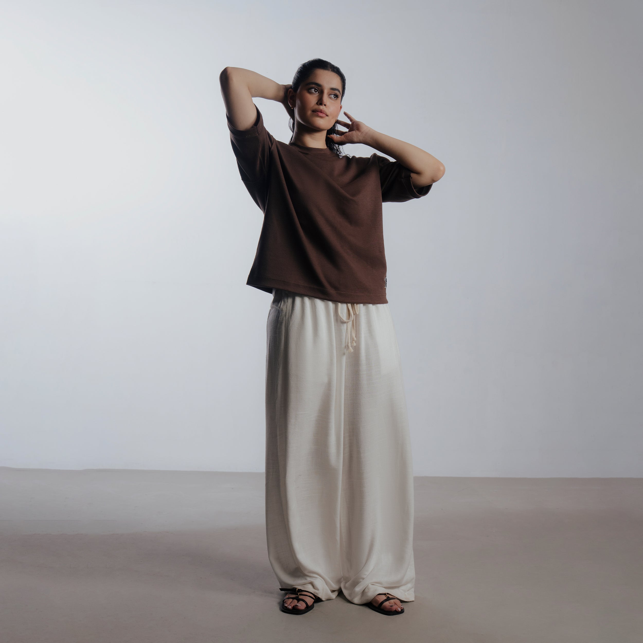 Article 109 // oversized compact sweatshirt