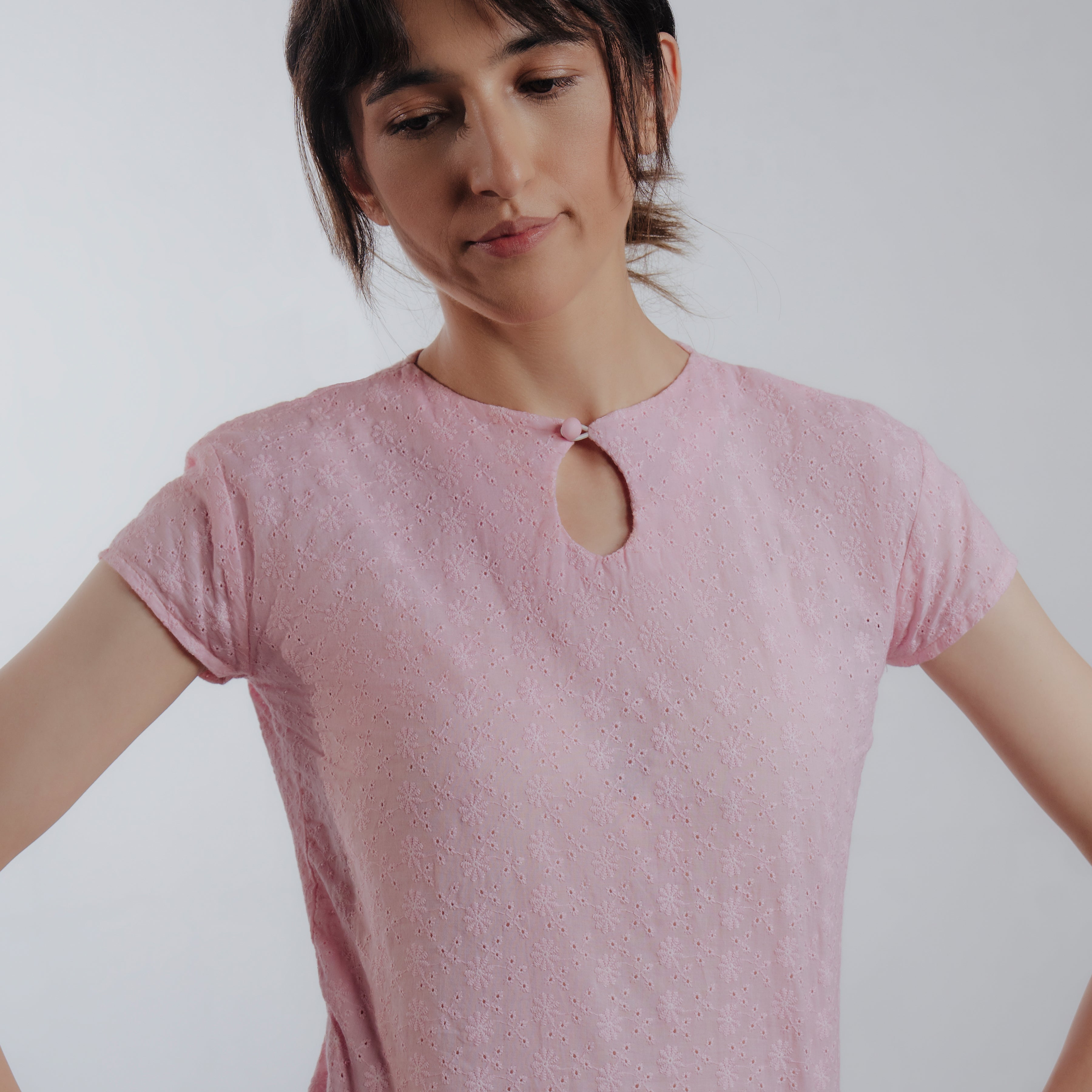Article 115 // Chikankari Top