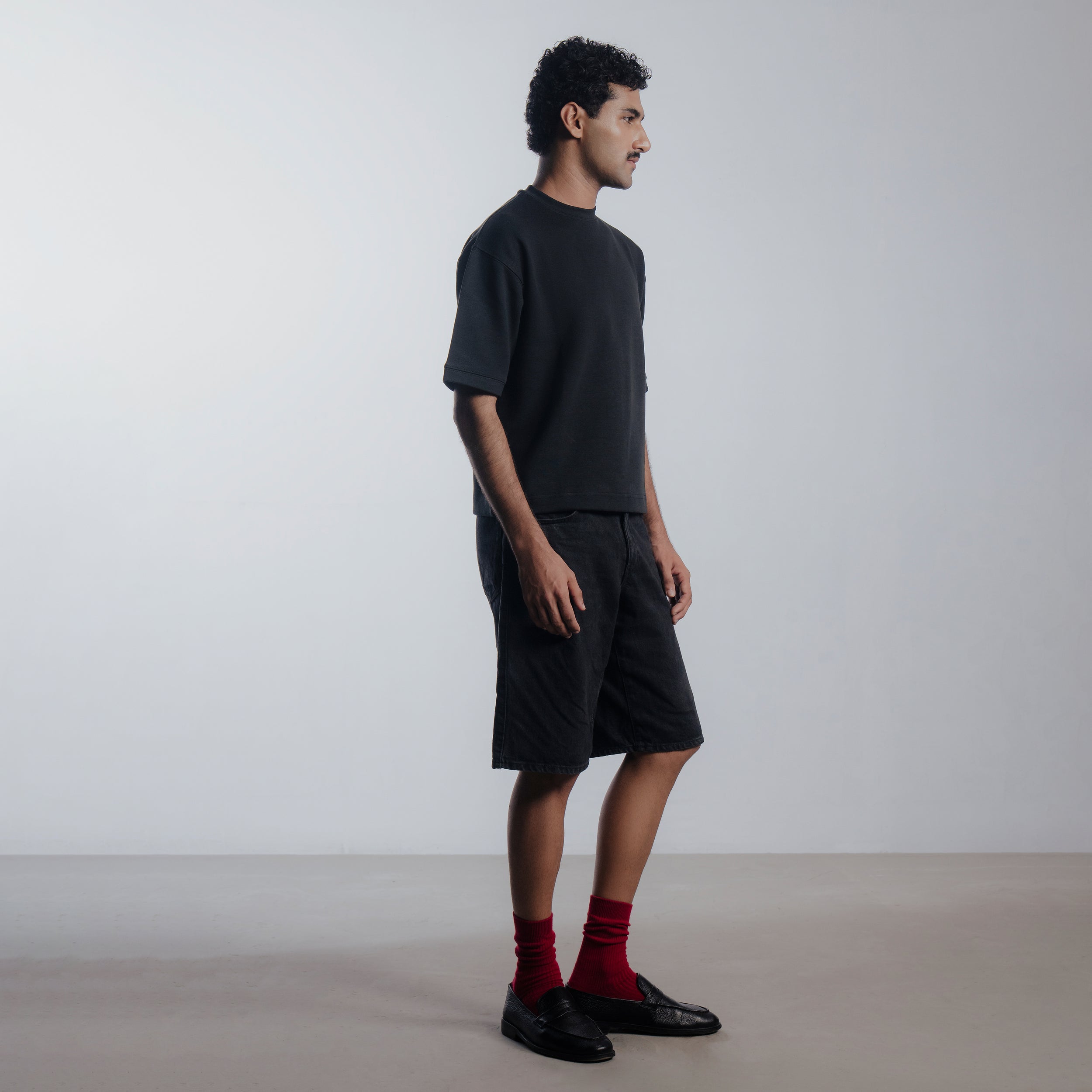 Article 108 // oversized compact sweatshirt
