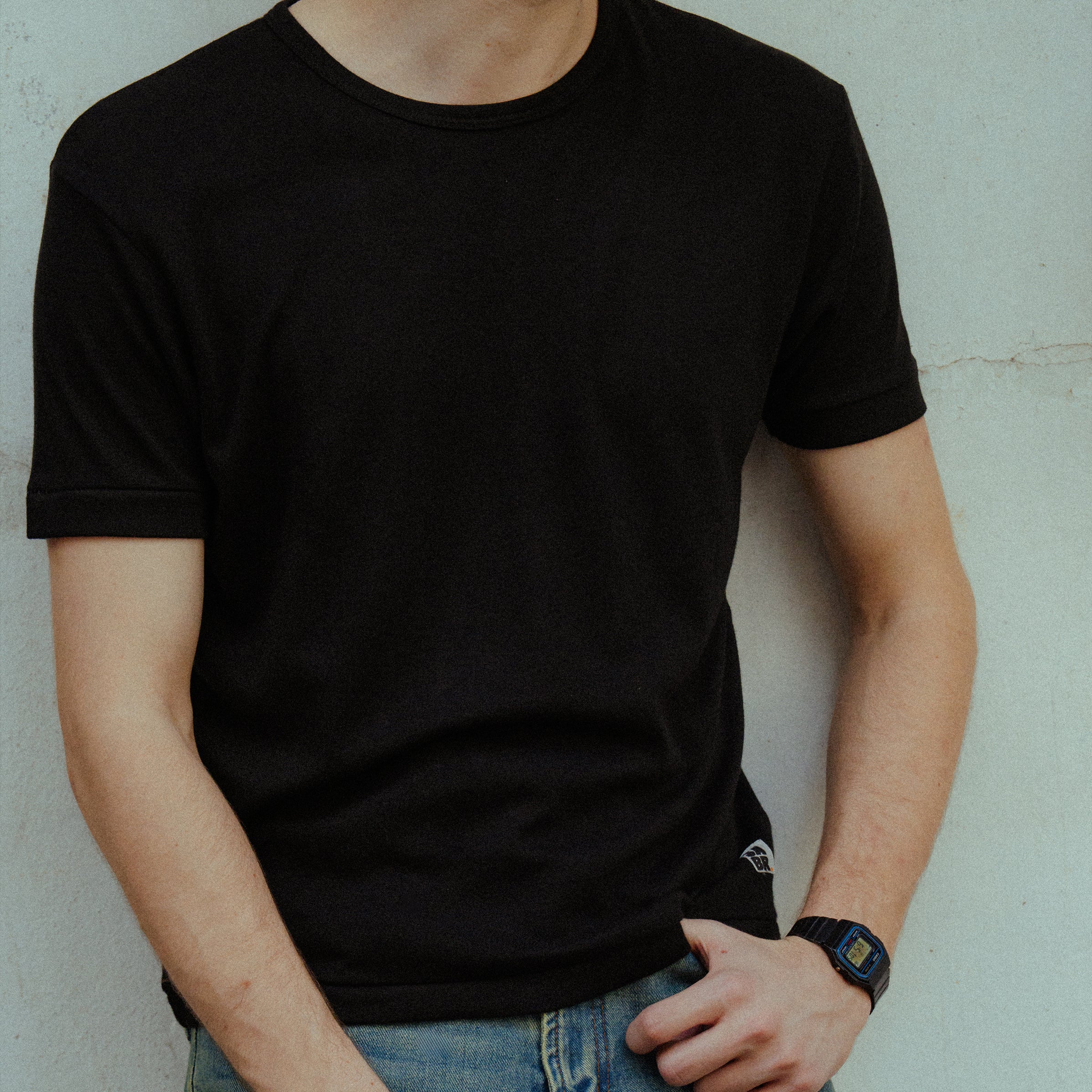 Article 045 // Slim Cropped Shirt