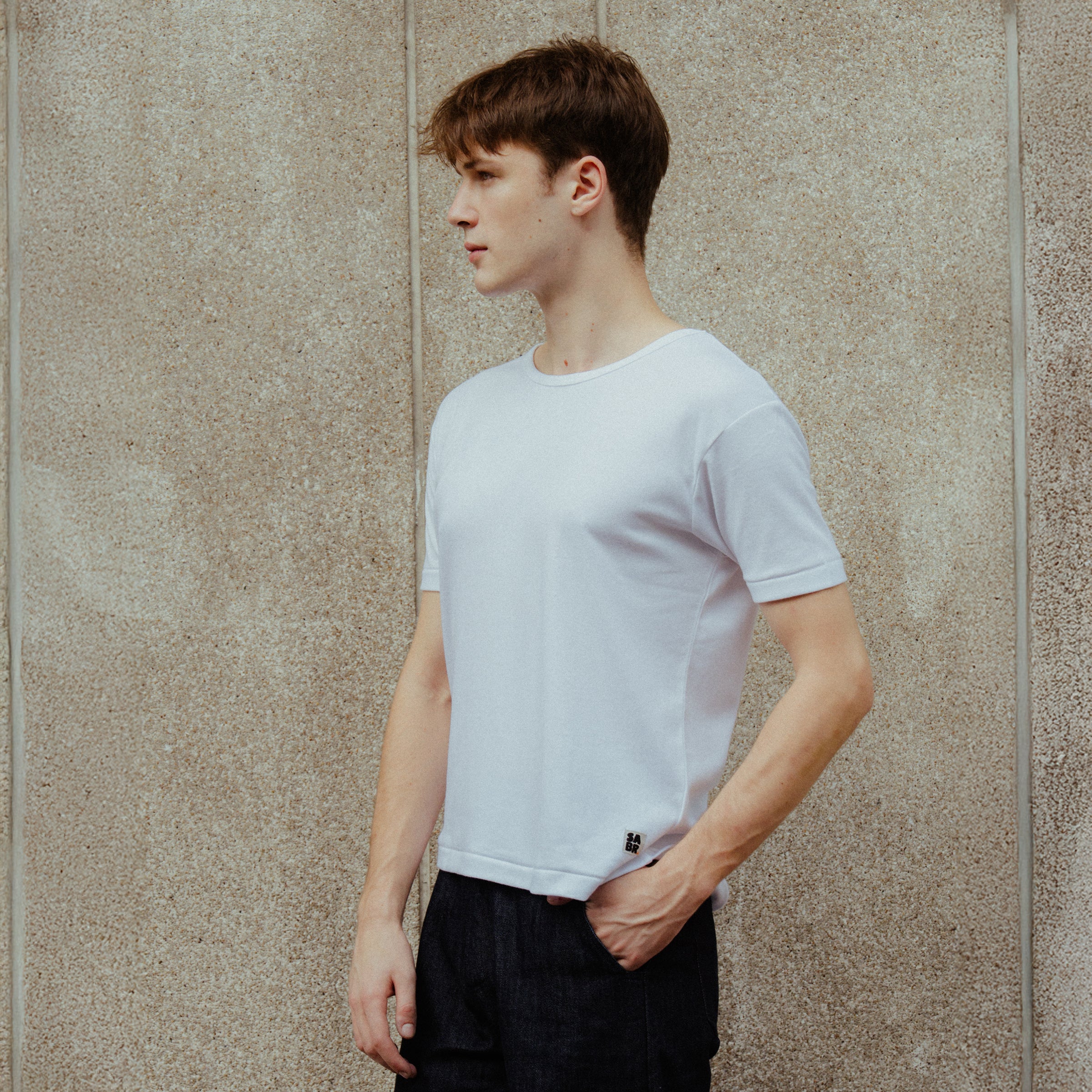 Article 044 // Slim Cropped Shirt