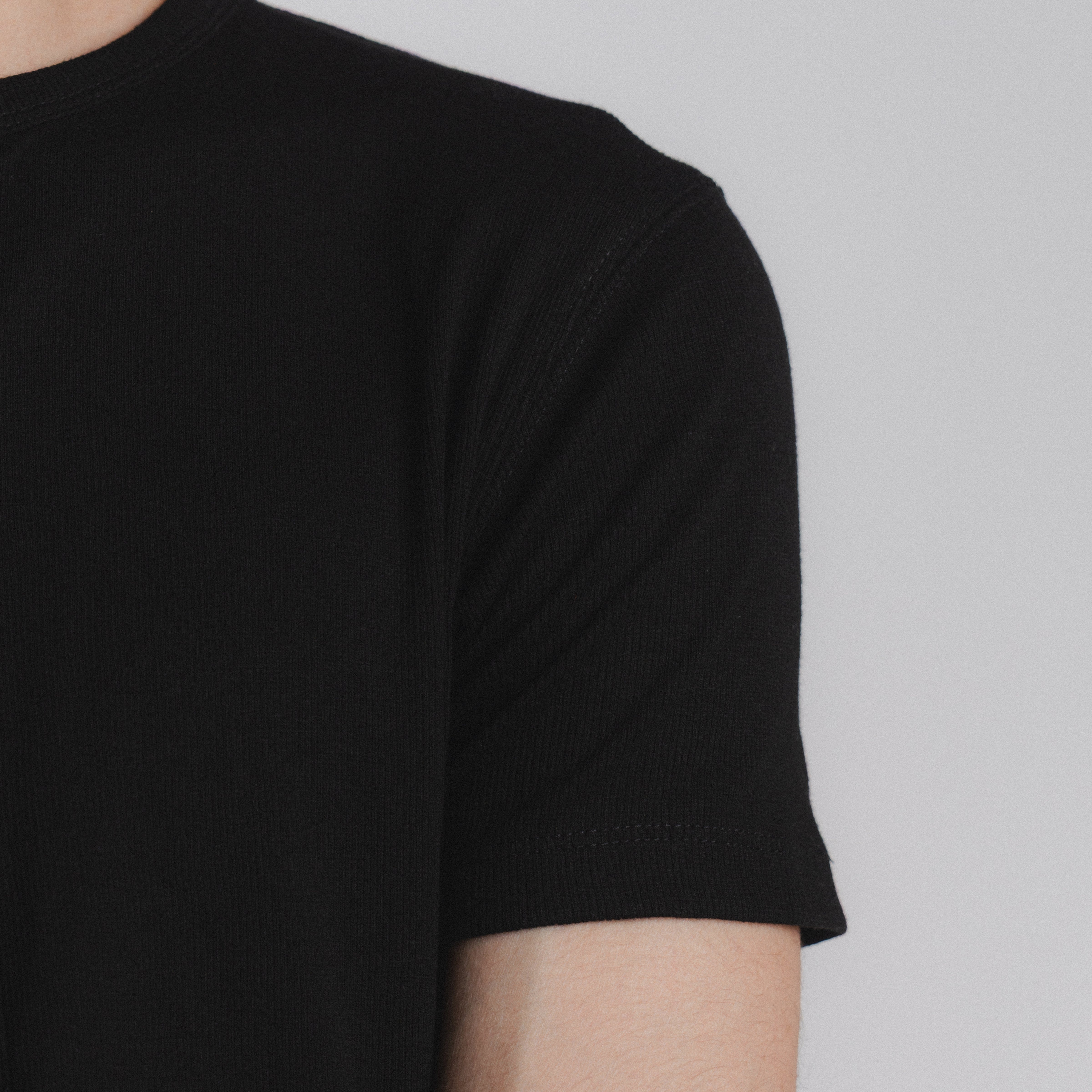 Article 093 // ribbed short sleeve henley