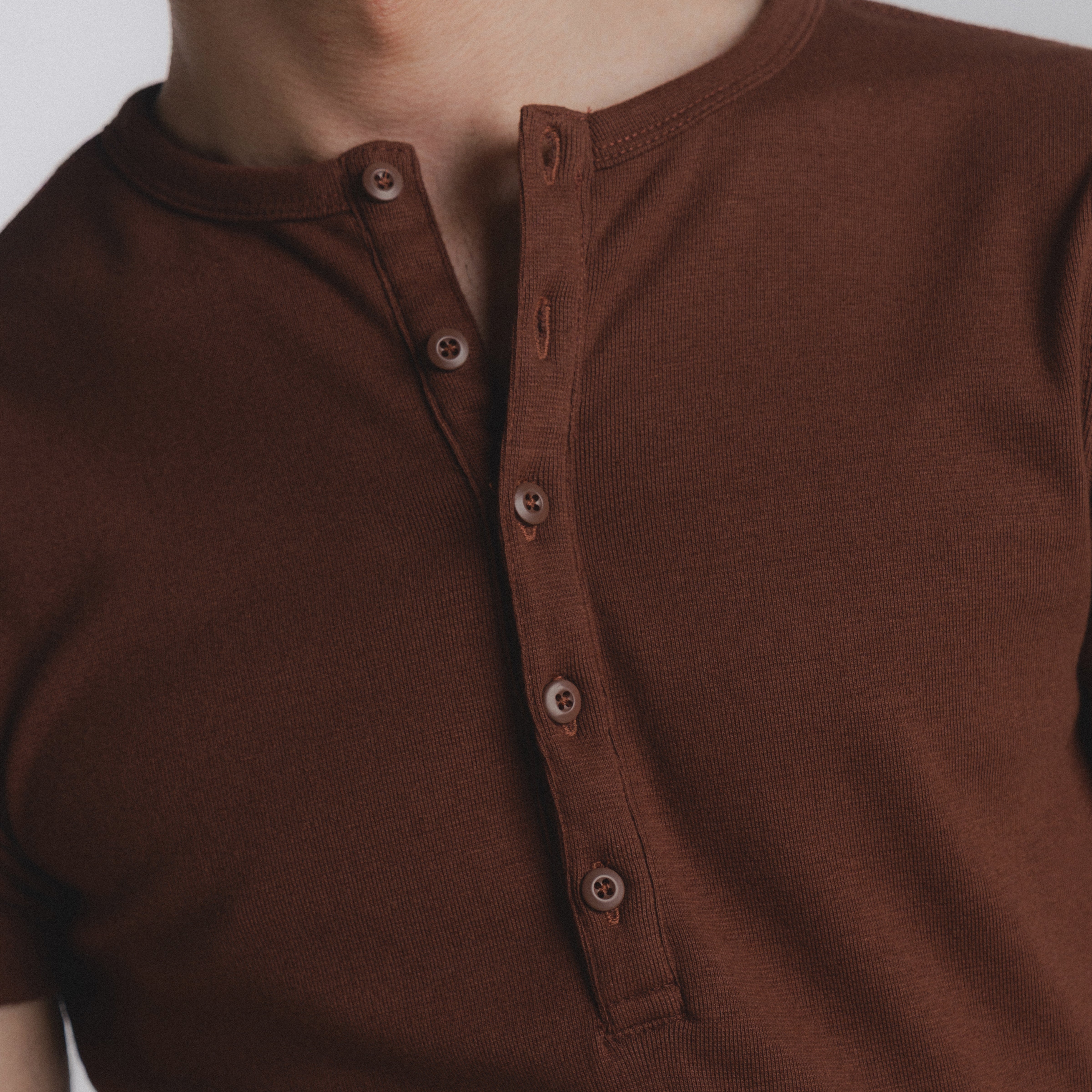 Article 092 // ribbed short sleeve henley