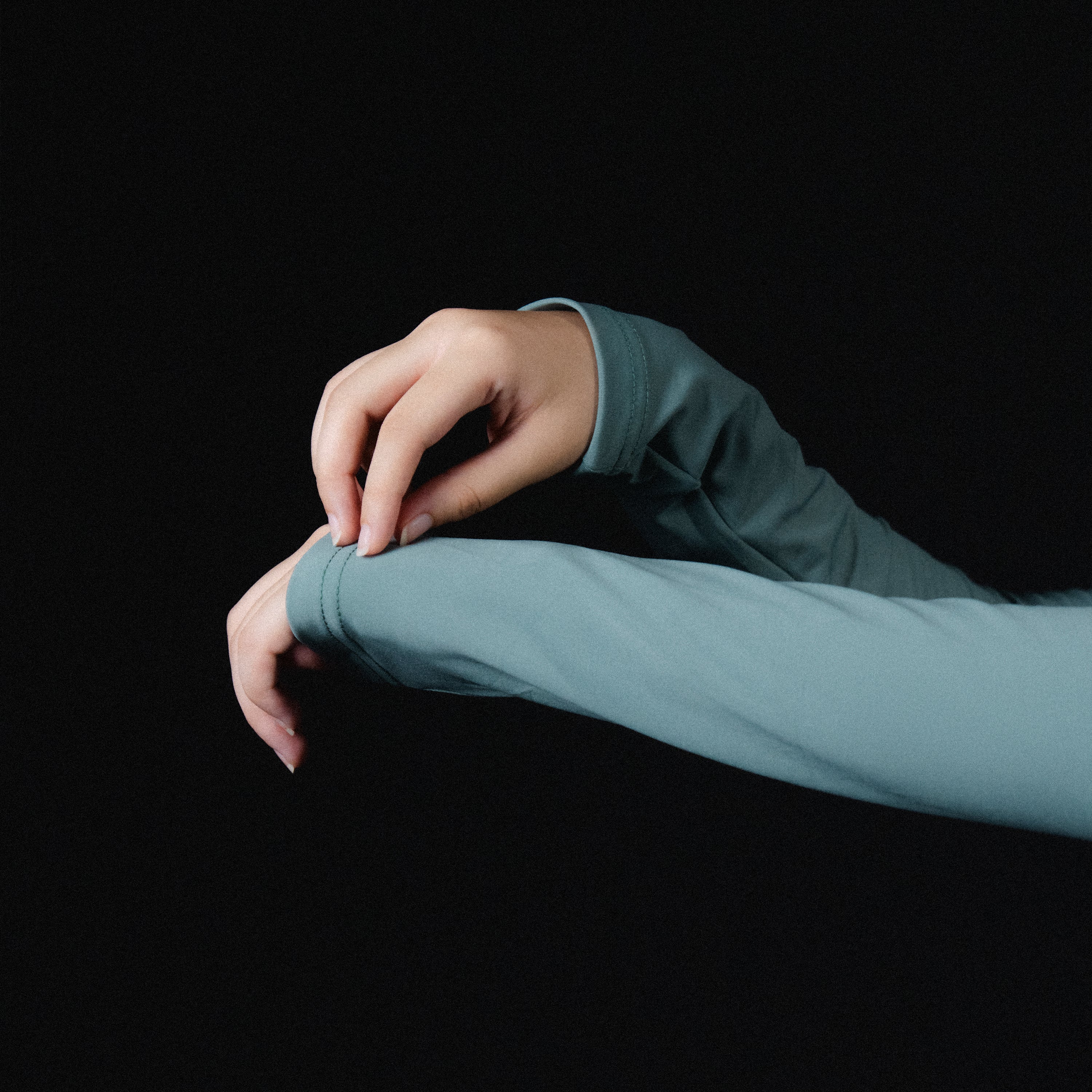 Article 063 // Scoopneck Full Sleeves Top