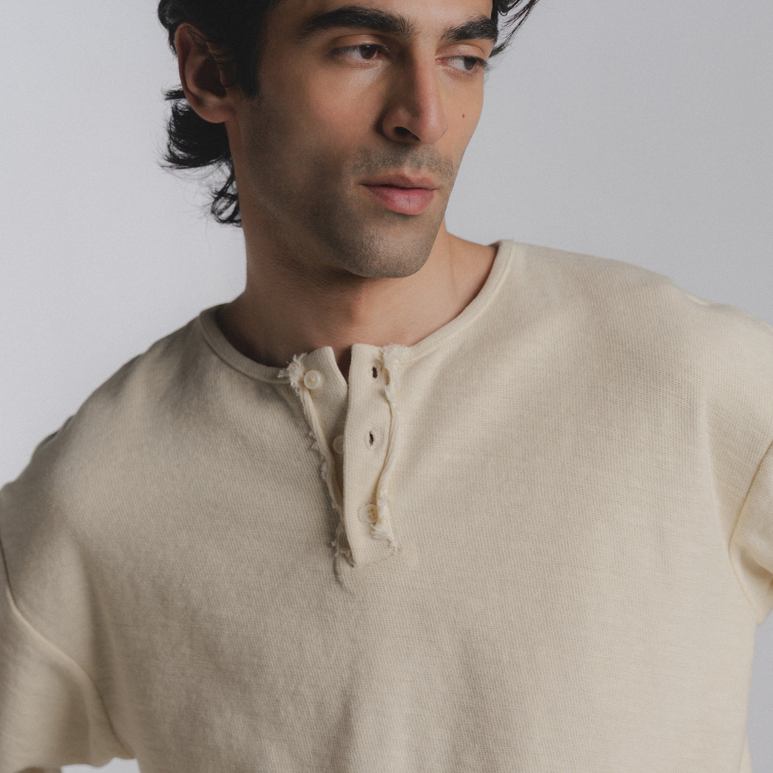 Article 086 // oversized slub henley