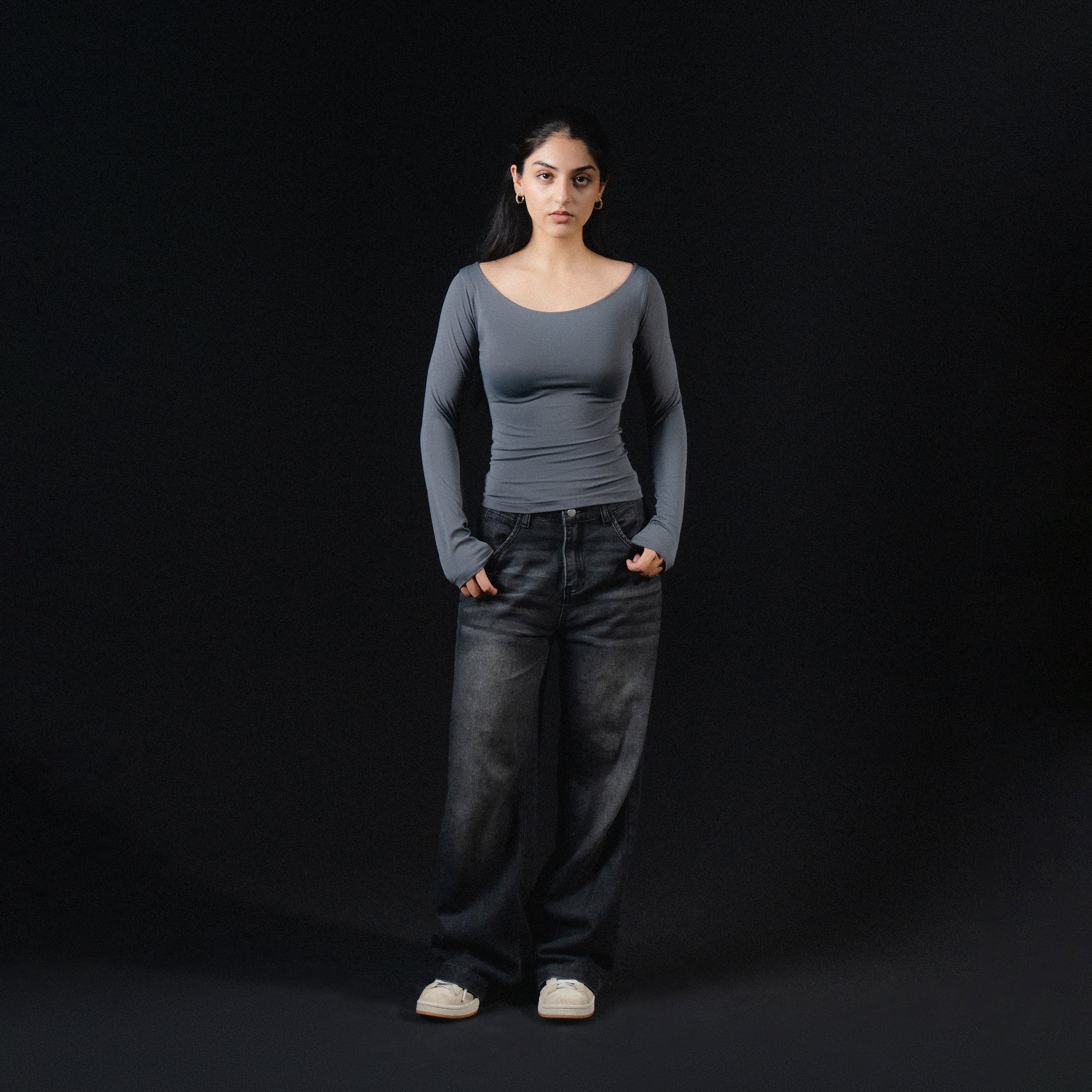 Article 062 // Scoopneck Full Sleeves Top