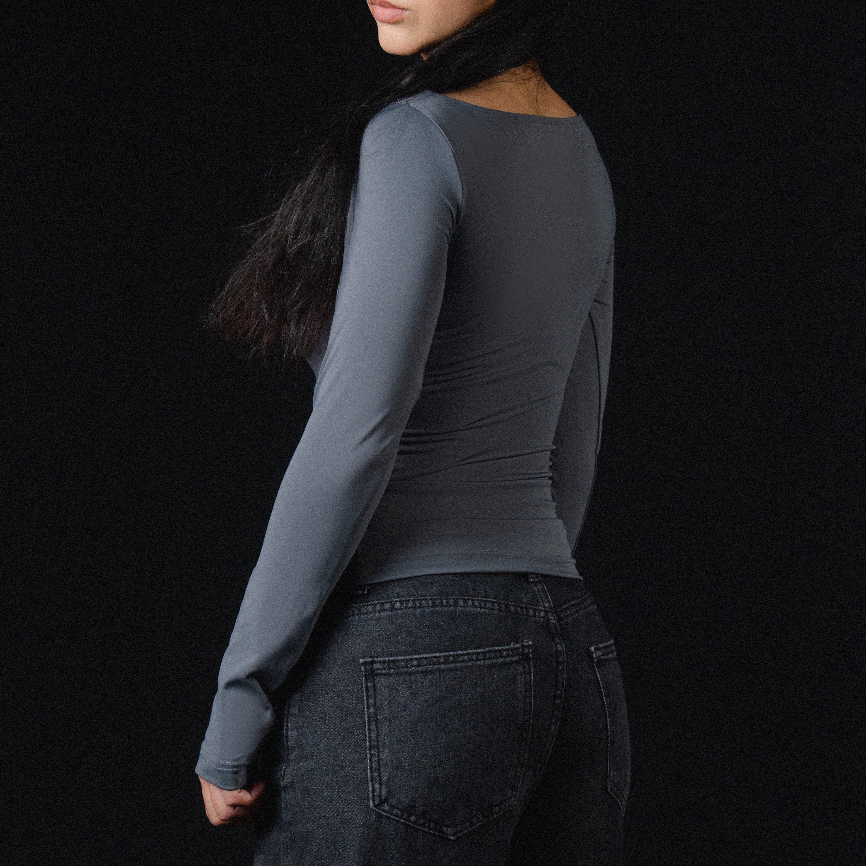 Article 062 // Scoopneck Full Sleeves Top