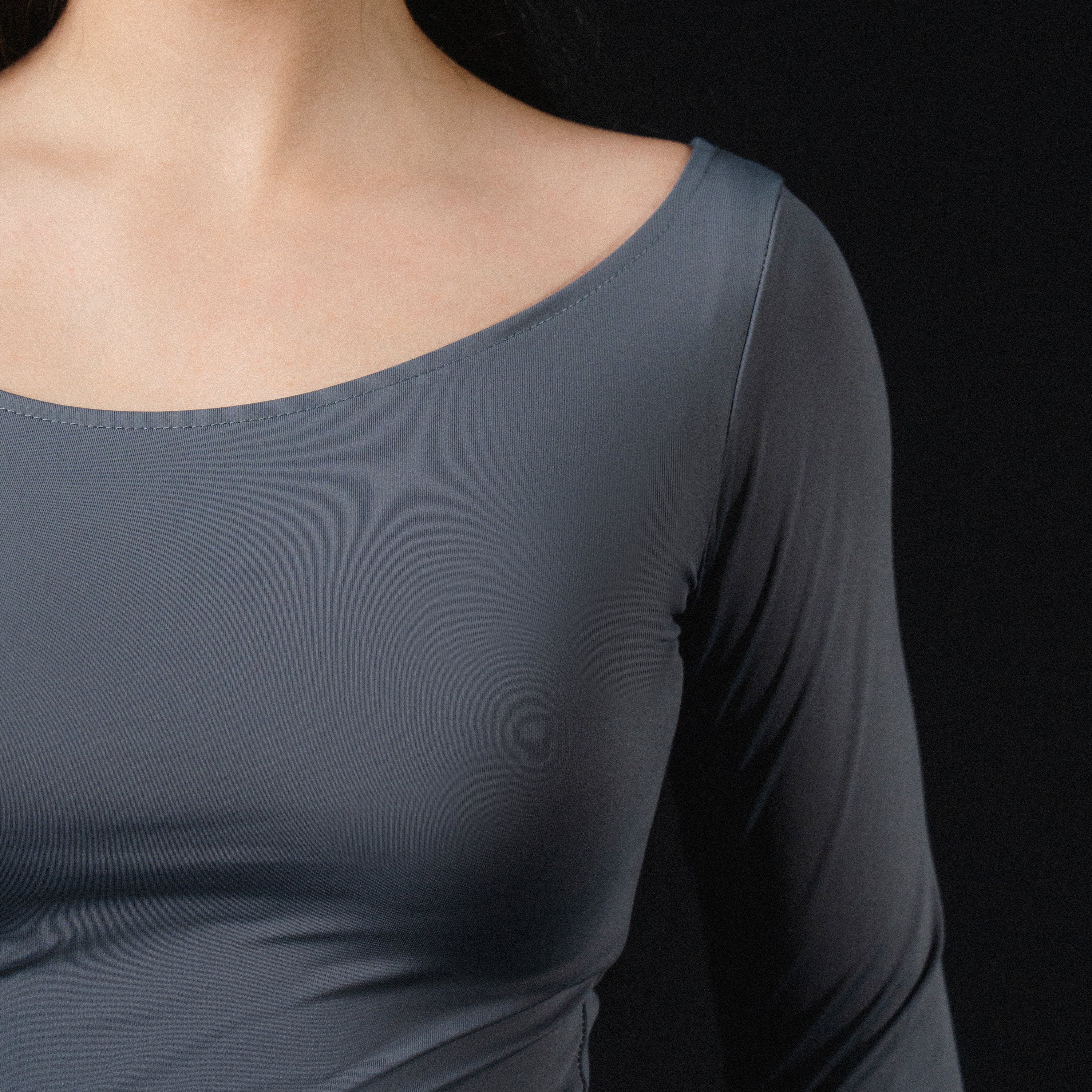 Article 062 // Scoopneck Full Sleeves Top