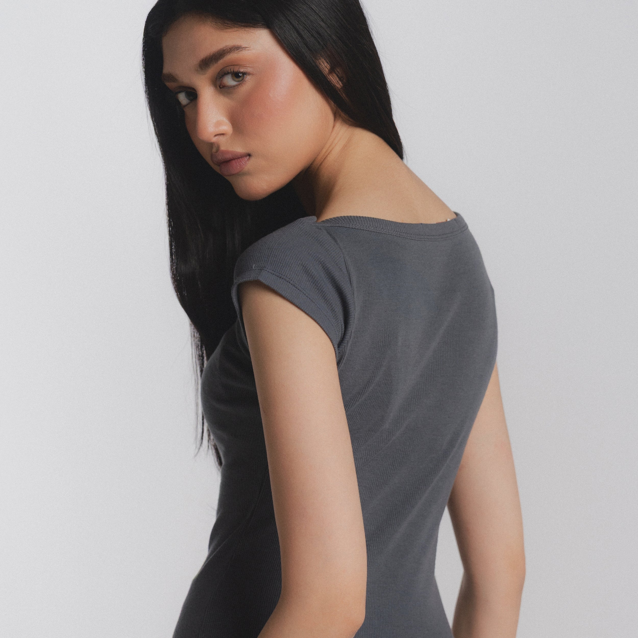 Article 090 // ribbed boatneck top
