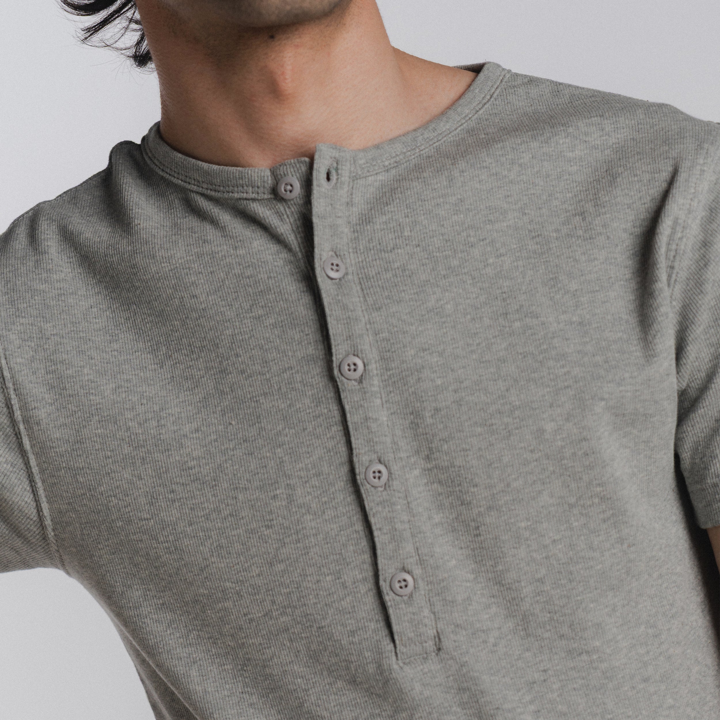 Article 097 // ribbed short sleeve henley
