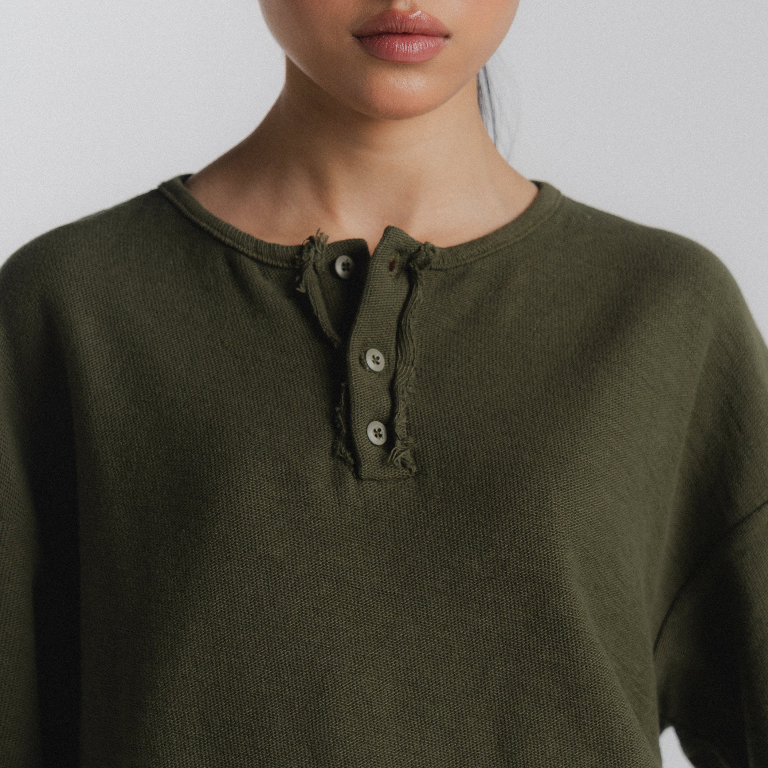 Article 087 // oversized slub henley