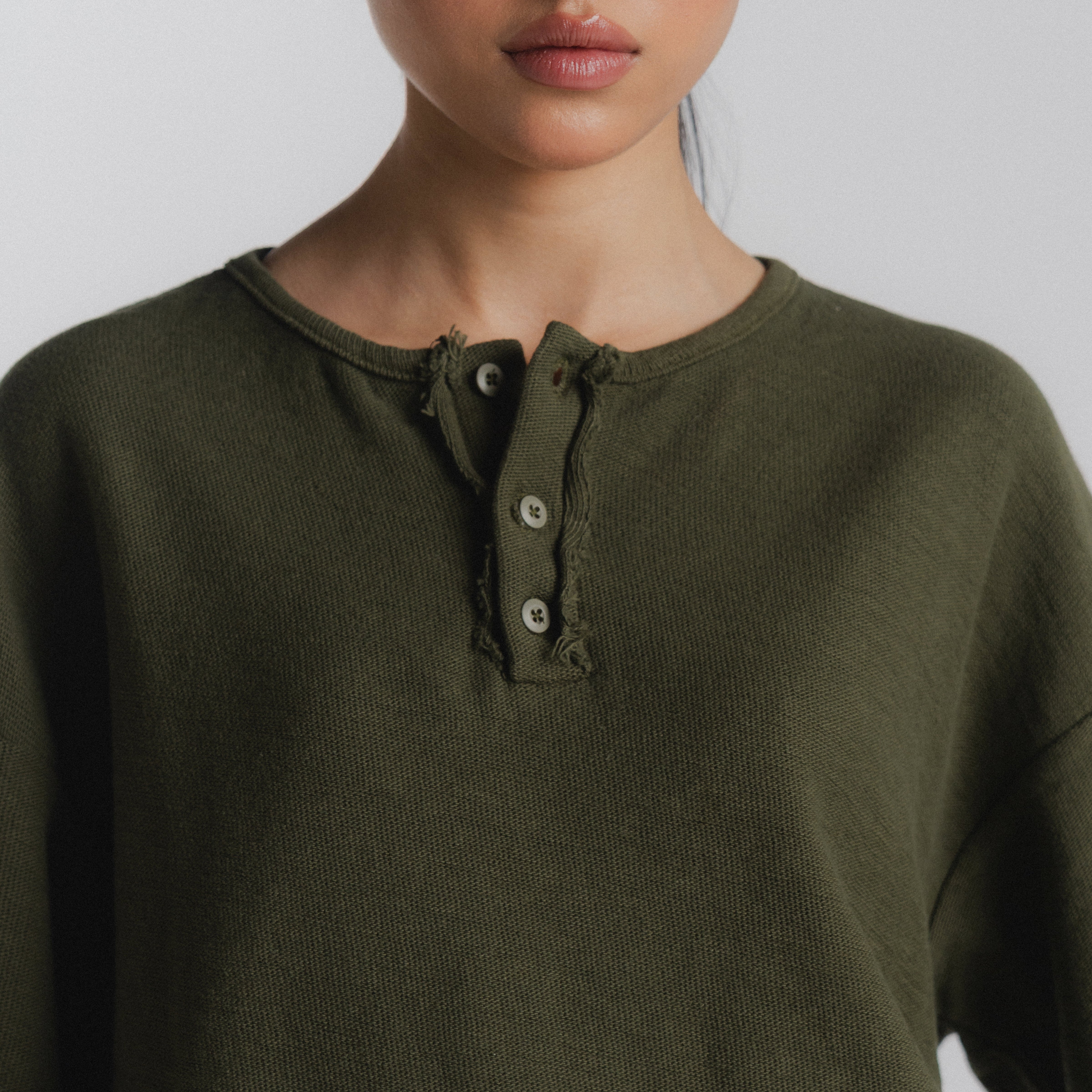 Article 087 // oversized slub henley