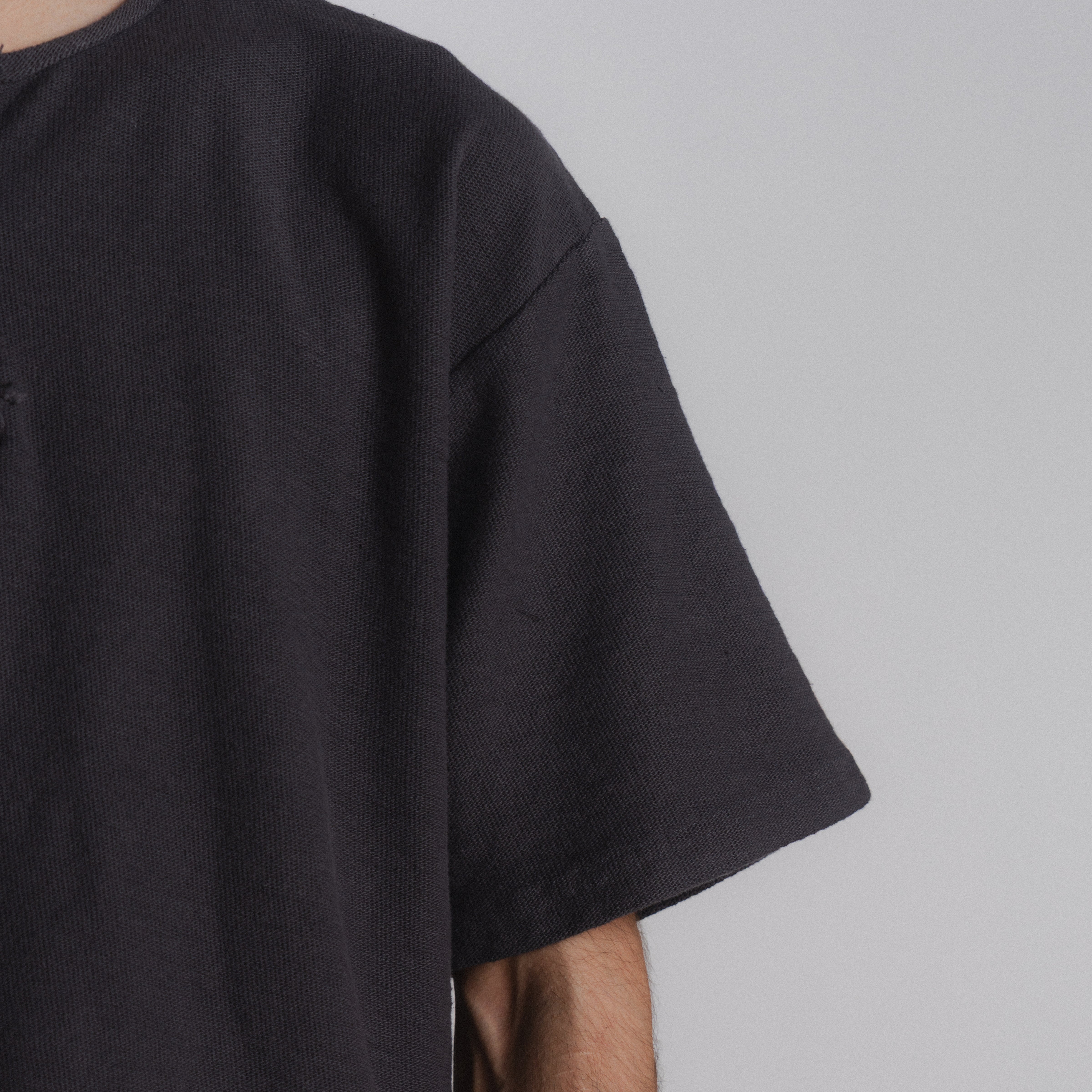 Article 088 // oversized slub henley