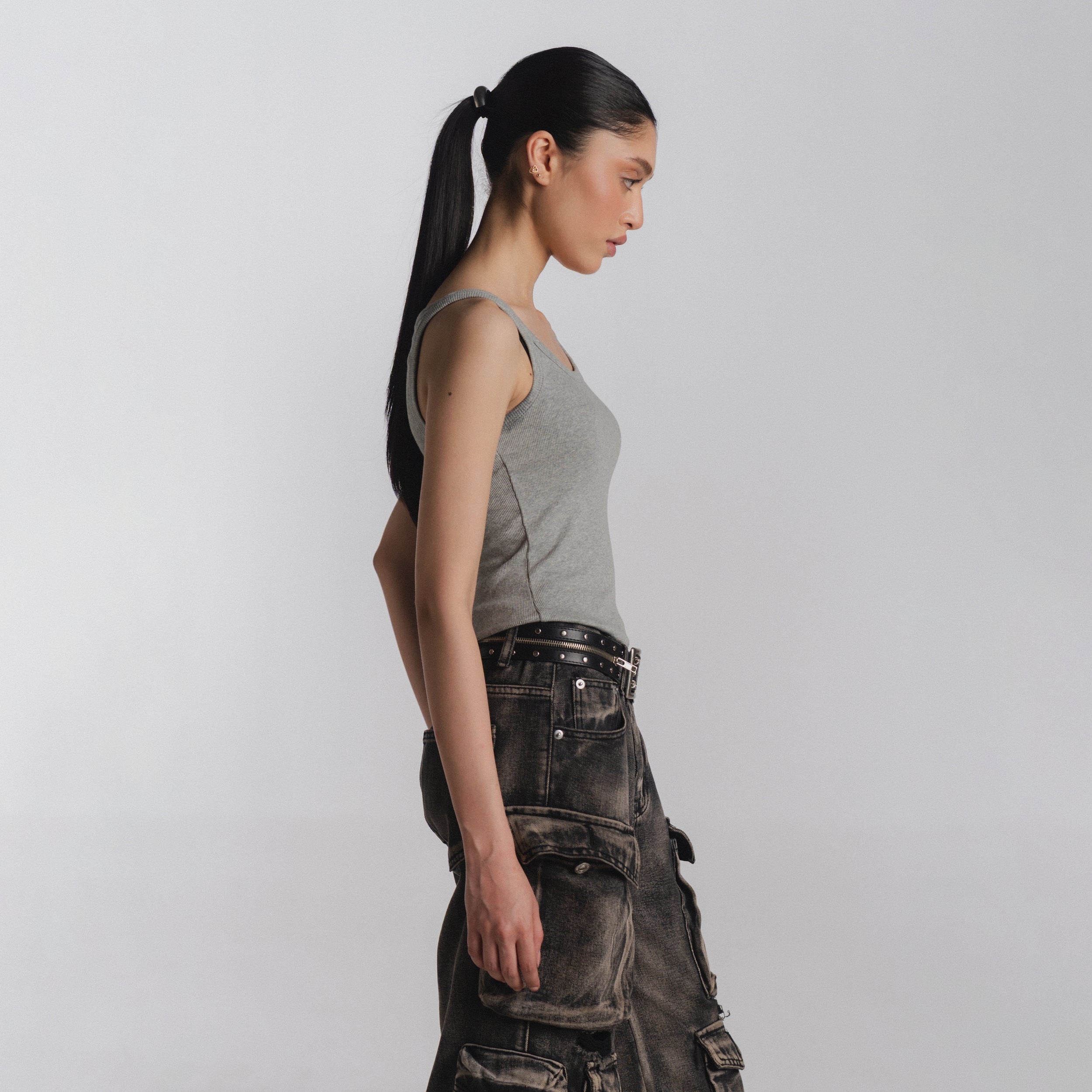 Article 096 // ribbed core tank