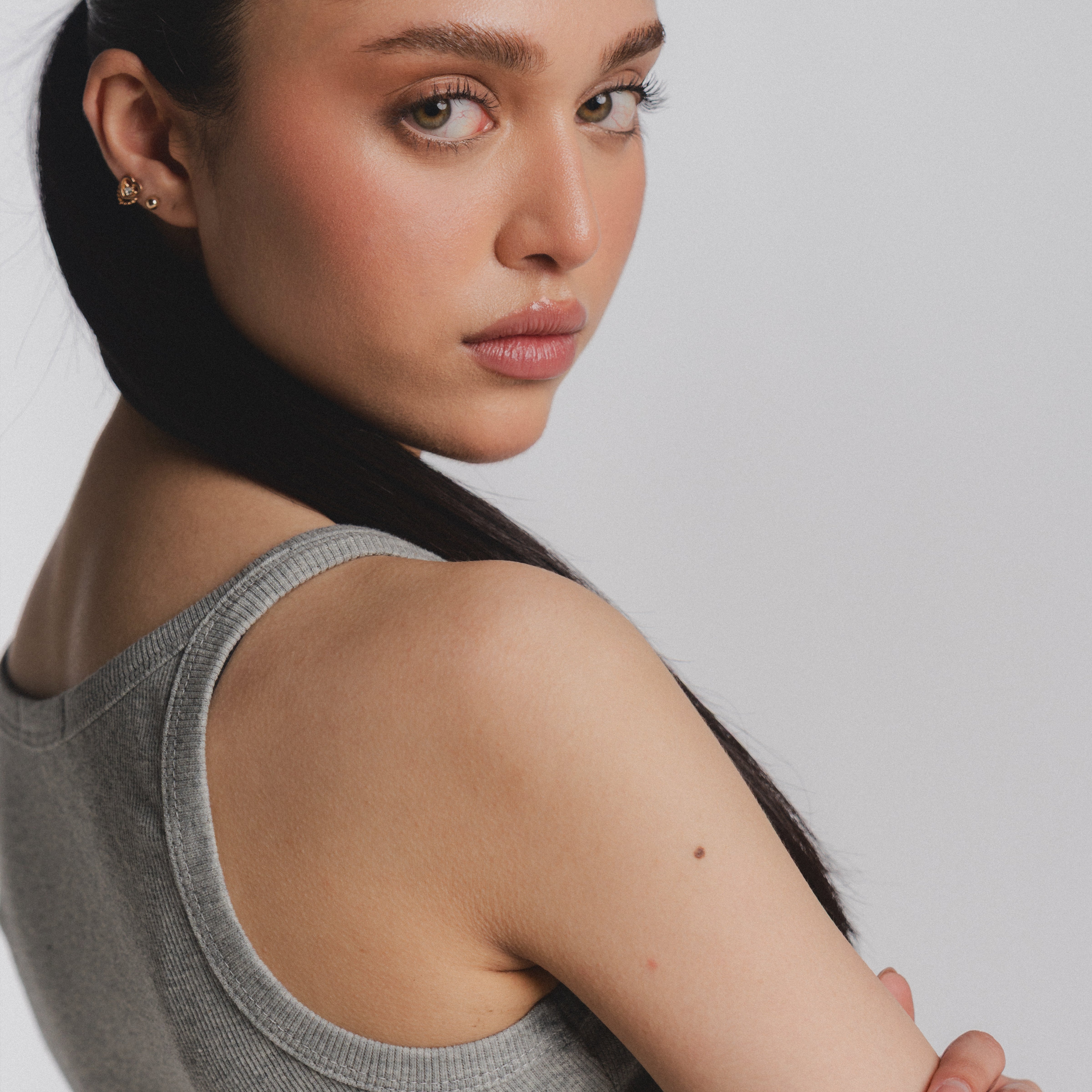 Article 096 // ribbed core tank