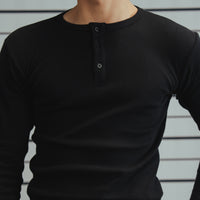 Article 071 // slim fit henley